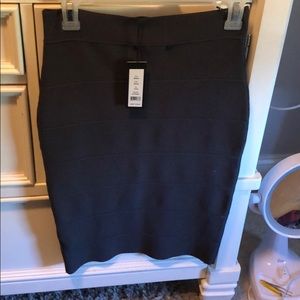 Romeo&Juliette high waisted charcoal gray skirt